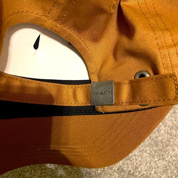COACH Cap - Picture 3 of 5